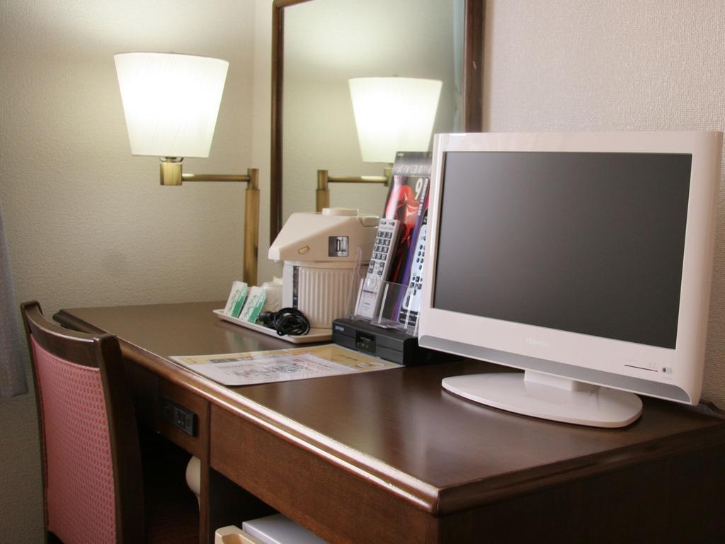 Nagoya Summit Hotel Room photo